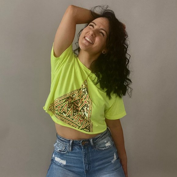 Tops - Cropped Def Leppard Graphic Tee